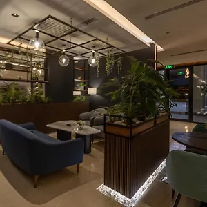 تحقق من التوفر